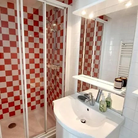 Appartement Confort Au Coeur De - Proche Montmartre *