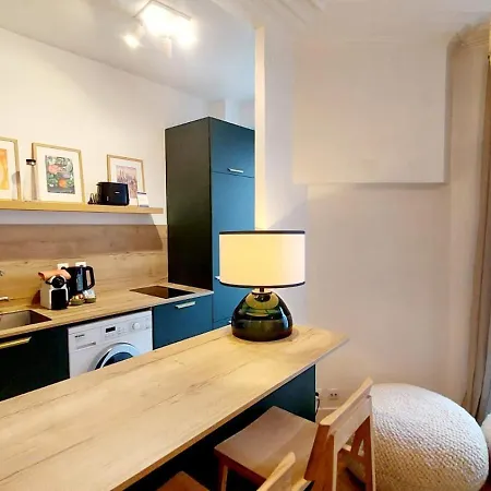Confort Au Coeur De - Proche Montmartre Apartment *